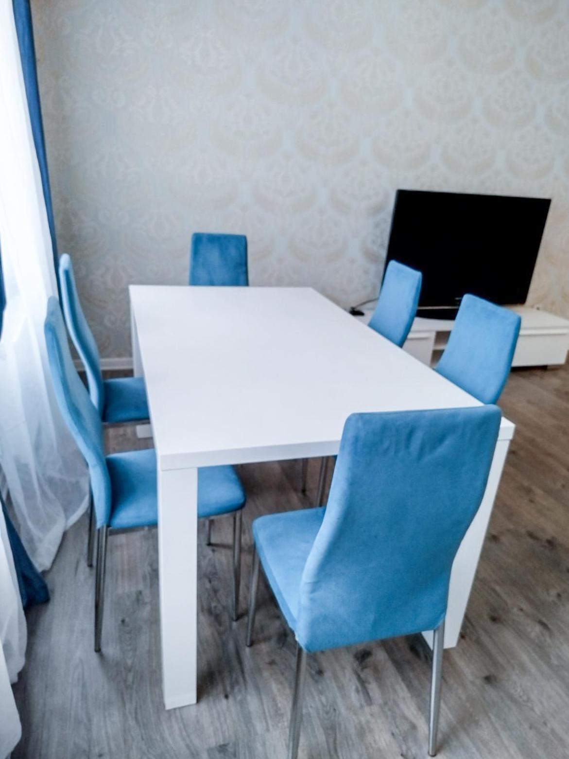 Grunvald Lux Lägenhet Kiev Exteriör bild